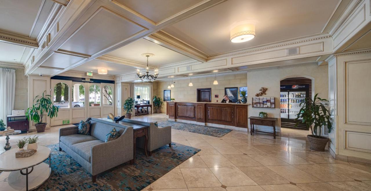 Ayres Hotel Seal Beach - Cypress Екстер'єр фото